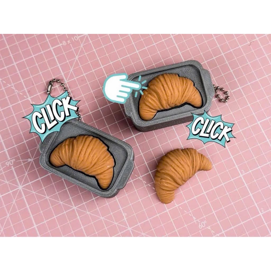 Móc Khóa Clicker Croissant