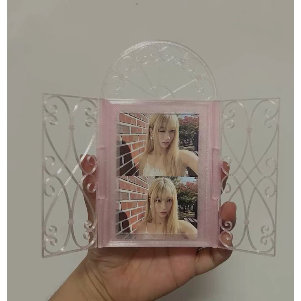 Angel Window Frame – Khung Ảnh Cửa Sổ Thiên Thần